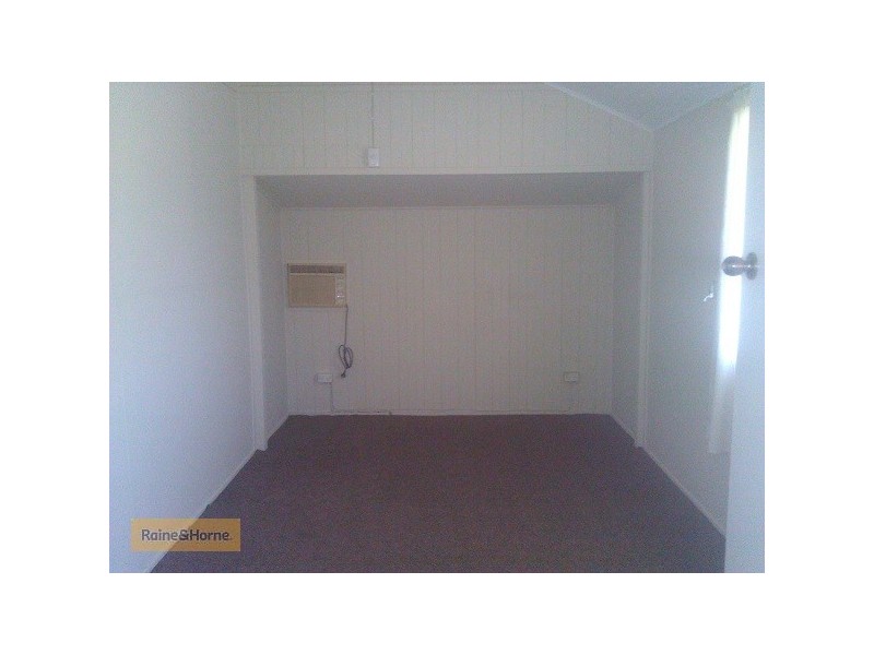 1 / 12588 Bruce Highway, Proserpine QLD 4800