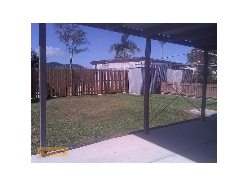 1 / 12588 Bruce Highway, Proserpine QLD 4800