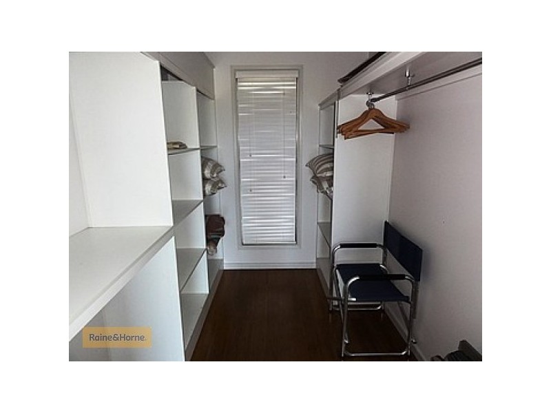 84 Gloucester Avenue, Hideaway Bay QLD 4800