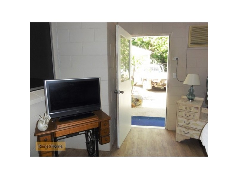 4 Pioneer Drive, Dingo Beach QLD 4800
