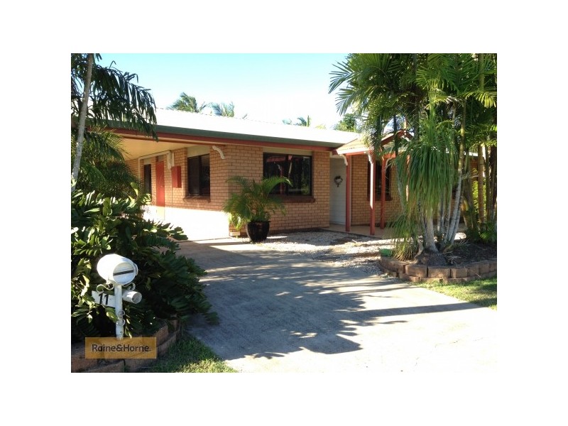 11 Keith Johns Drive, Proserpine QLD 4800