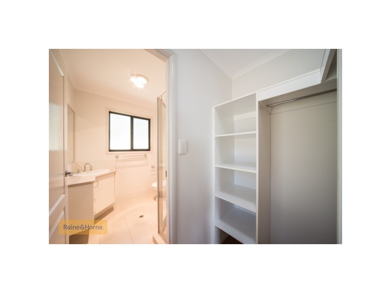 35 Rattray Ave, Hideaway Bay QLD 4800