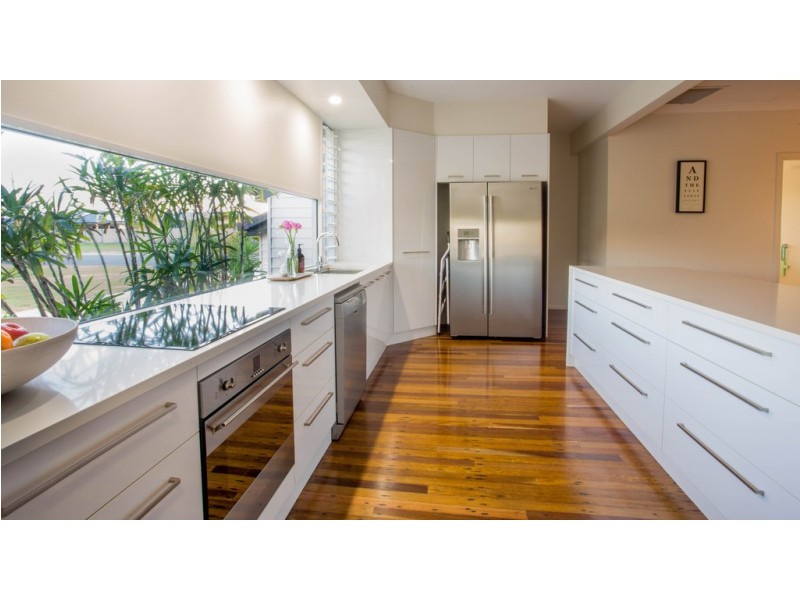 54 Renwick Road, Proserpine QLD 4800