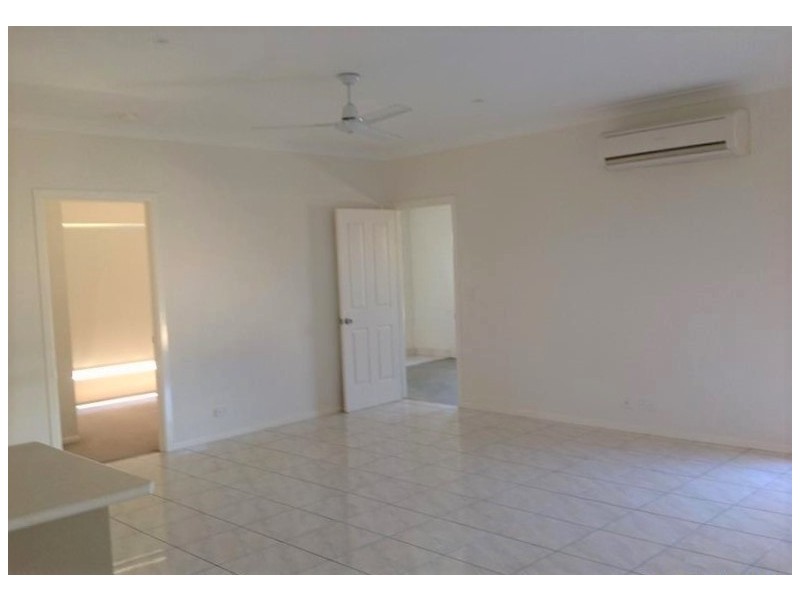 1 / 4 Honey Myrtle Street, Proserpine QLD 4800