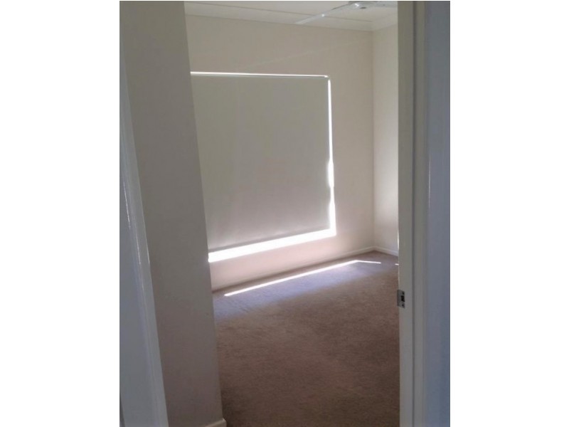 1 / 4 Honey Myrtle Street, Proserpine QLD 4800