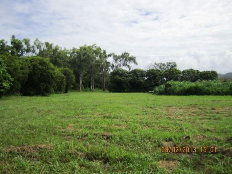 10 Bundesen Avenue, Midge Point QLD 4799