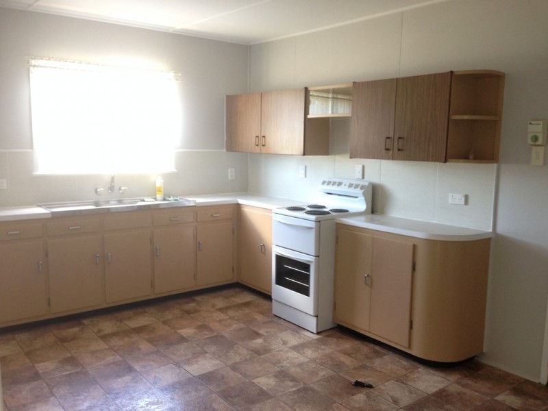 2 Doherty Street, Proserpine QLD 4800