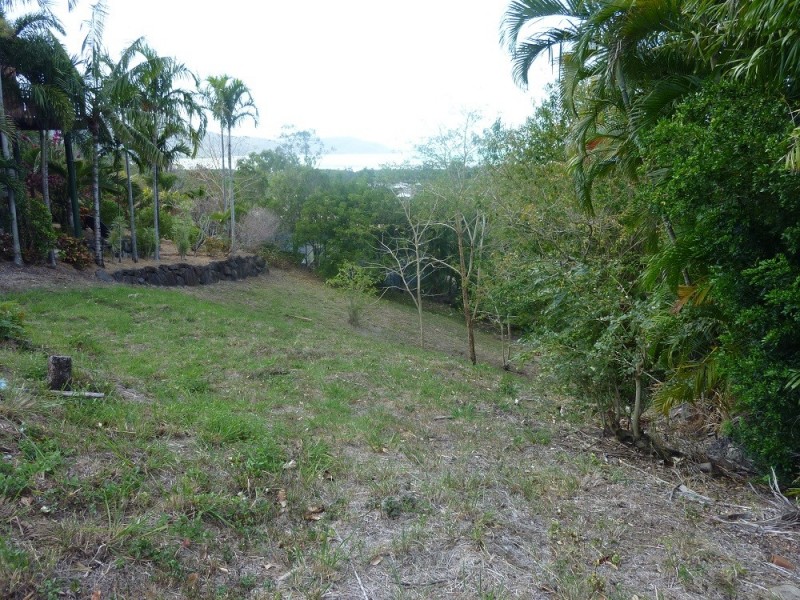 22 Country Road, Cannonvale QLD 4802