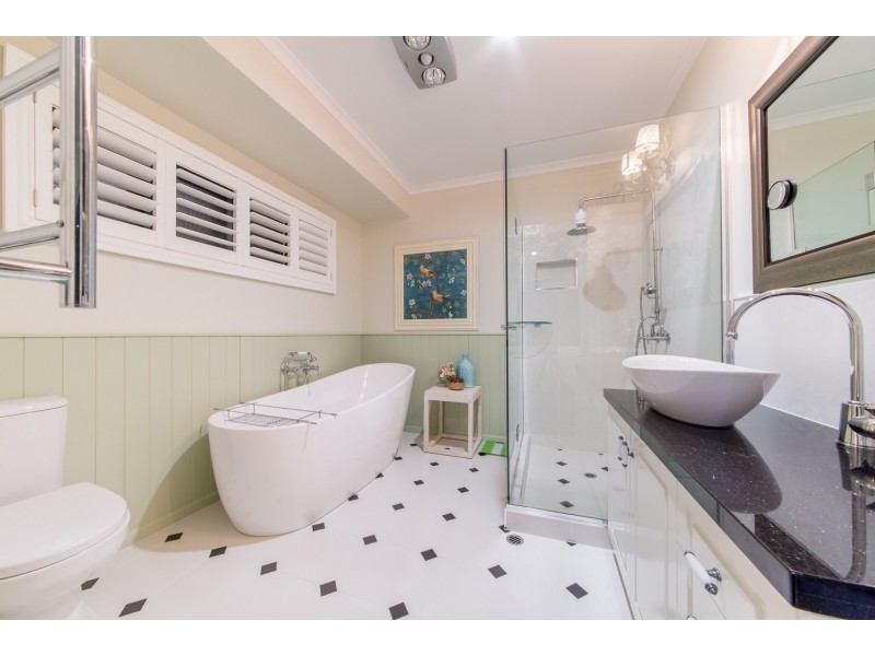59 Eshelby Drive, Cannonvale QLD 4802