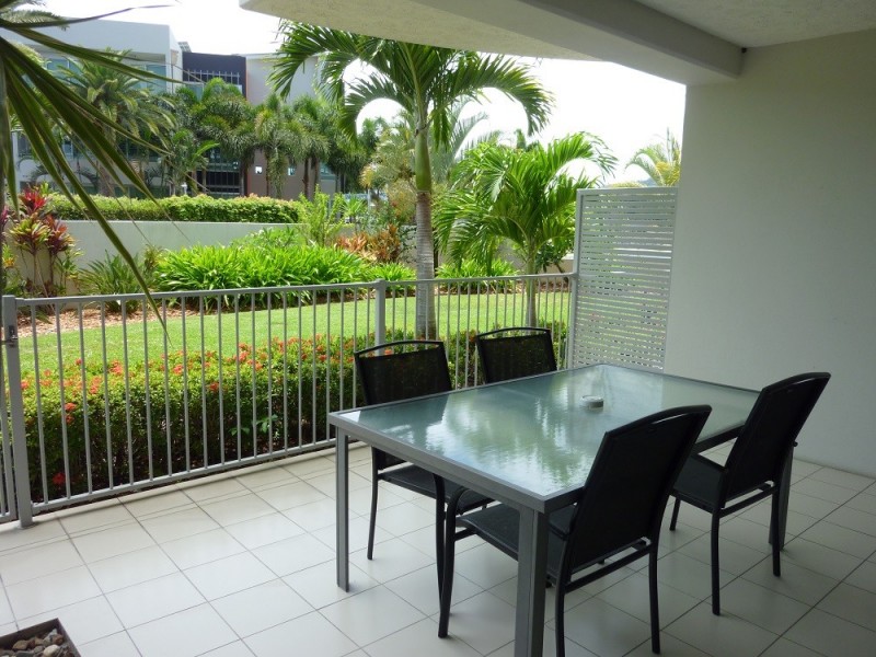 Unit 108 Marina Shores Shingley Dr, Airlie Beach QLD 4802