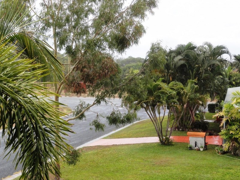 1 Roseric Crescent, Hideaway Bay QLD 4800