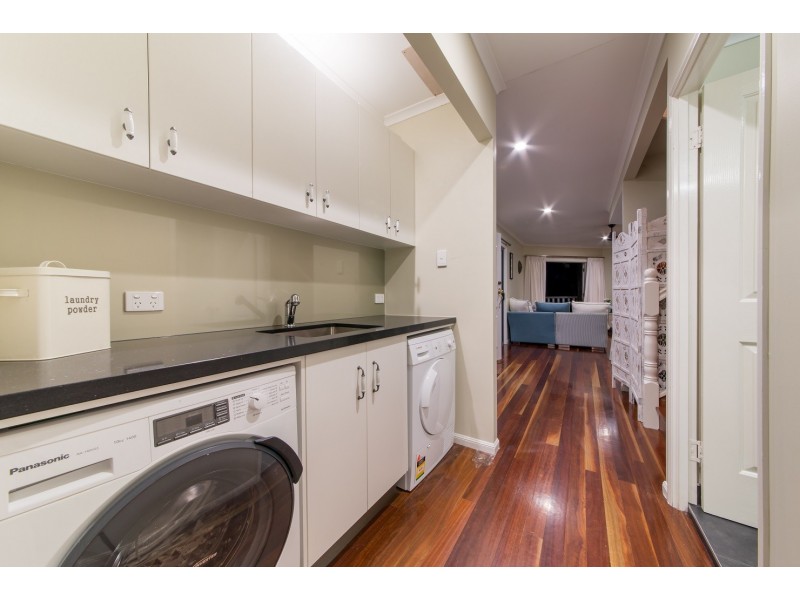59 Eshelby Drive, Cannonvale QLD 4802