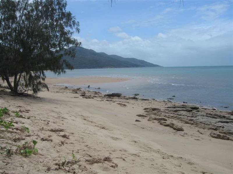 41 Gloucester Avenue, Hideaway Bay QLD 4800