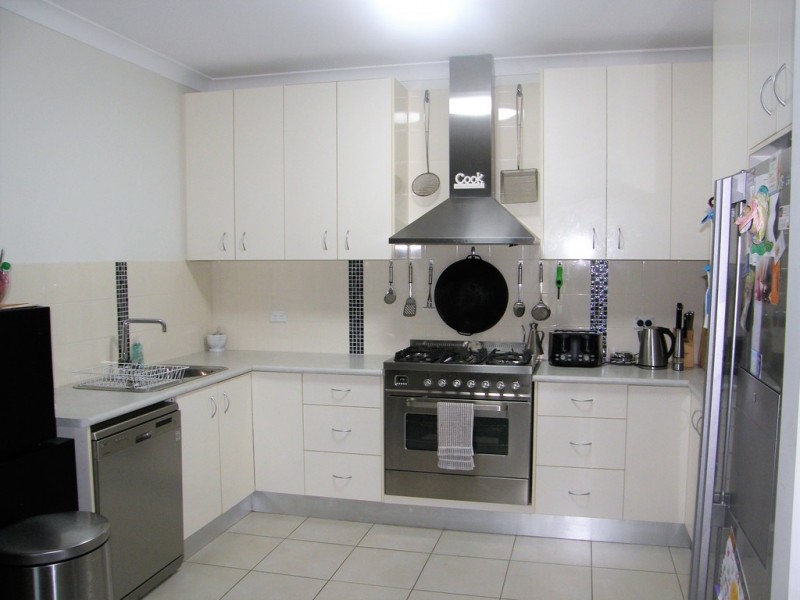 9 Golden Wattle Street, Proserpine QLD 4800
