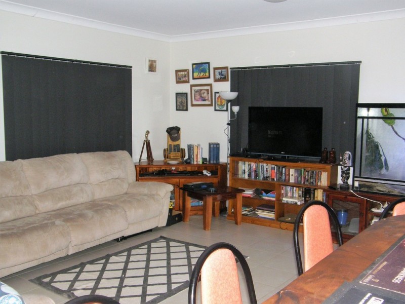 9 Golden Wattle Street, Proserpine QLD 4800
