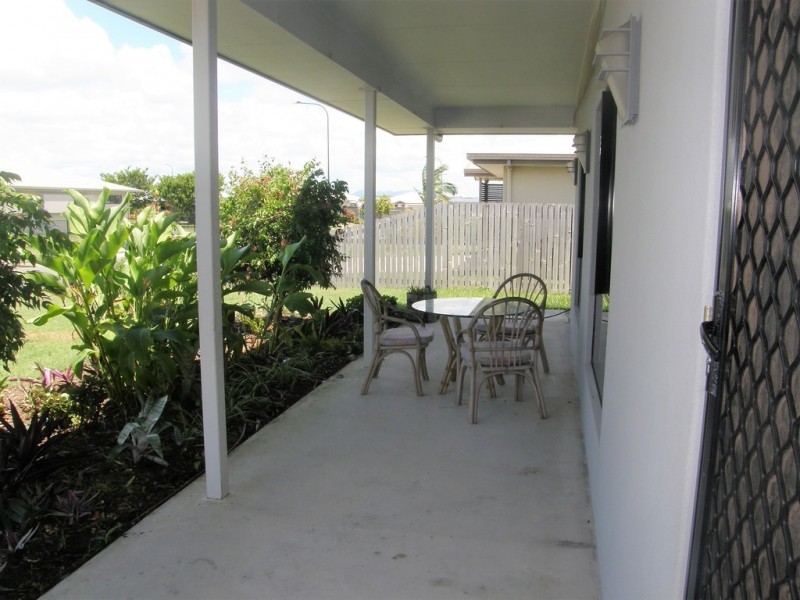 9 Golden Wattle Street, Proserpine QLD 4800