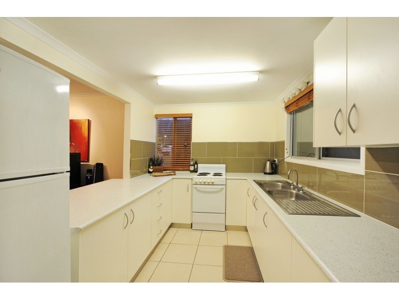 Unit 1 / 3 Maeva Street, Jubilee Pocket QLD 4802