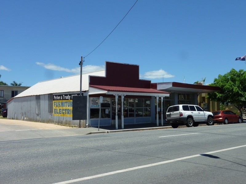 79 Main Street, Proserpine QLD 4800