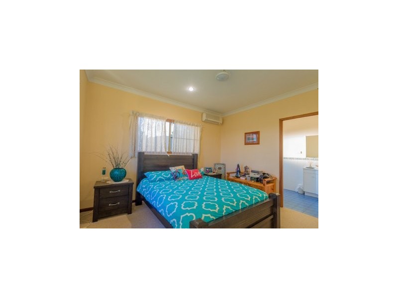13 Riverview Drive, Mount Julian QLD 4800