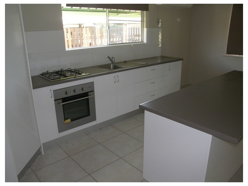 17 Shannon Street, Midge Point QLD 4799