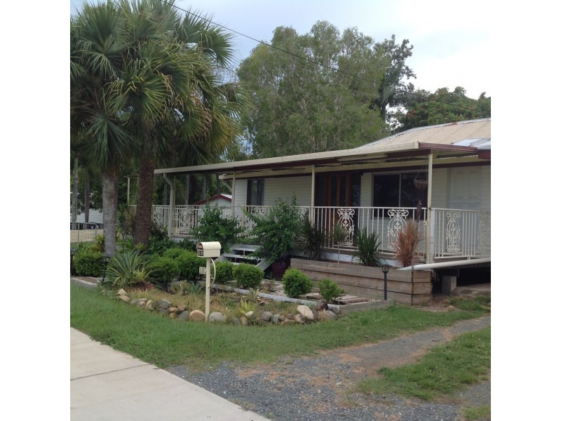 102 Faust St, Proserpine QLD 4800