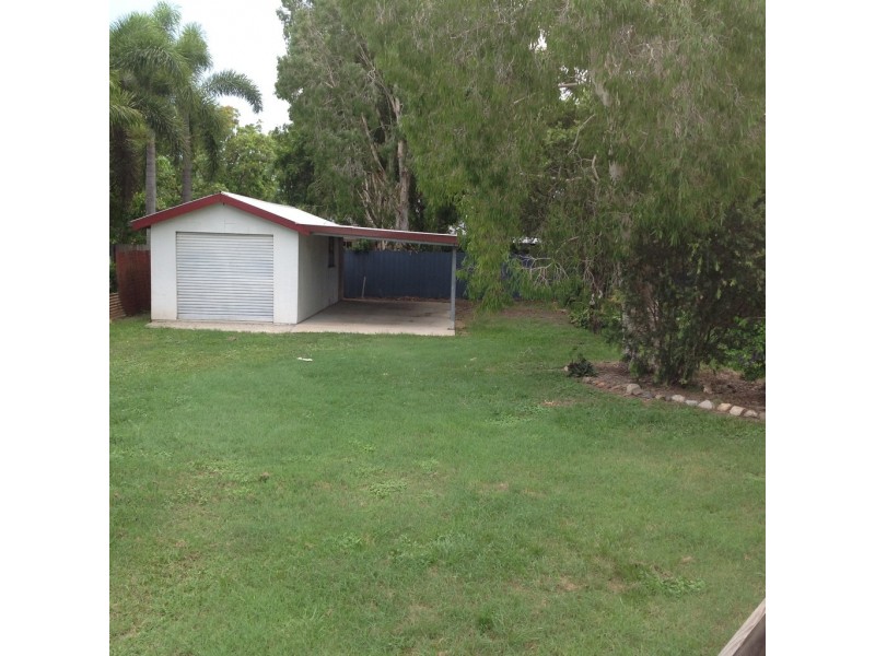 102 Faust St, Proserpine QLD 4800