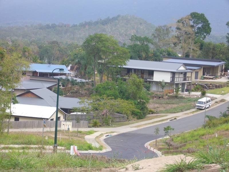 69 Country Road, Cannonvale QLD 4802