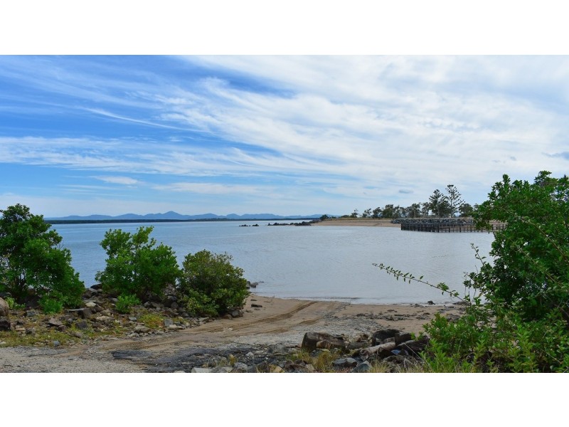 12 Hall Drive, Wilson Beach QLD 4800