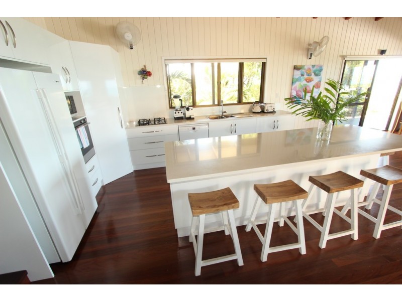 23 Blackcurrant Drive, Hideaway Bay QLD 4800