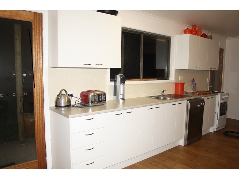 22 Glen Isla Road, Proserpine QLD 4800