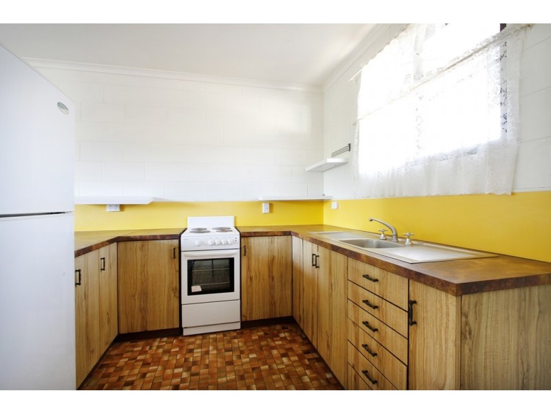 4 / 5 Marathon Street, Proserpine QLD 4800