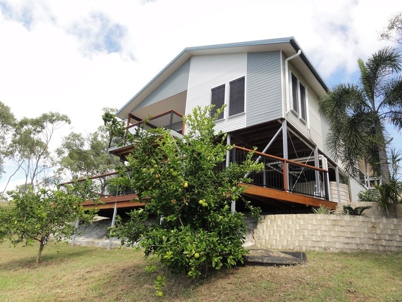 29 Gloucester Ave, Hideaway Bay QLD 4800