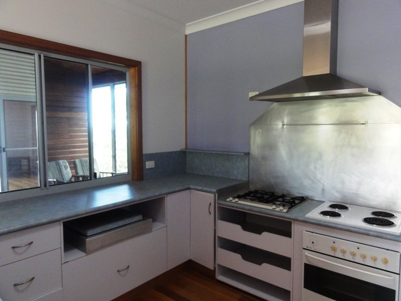 29 Gloucester Ave, Hideaway Bay QLD 4800