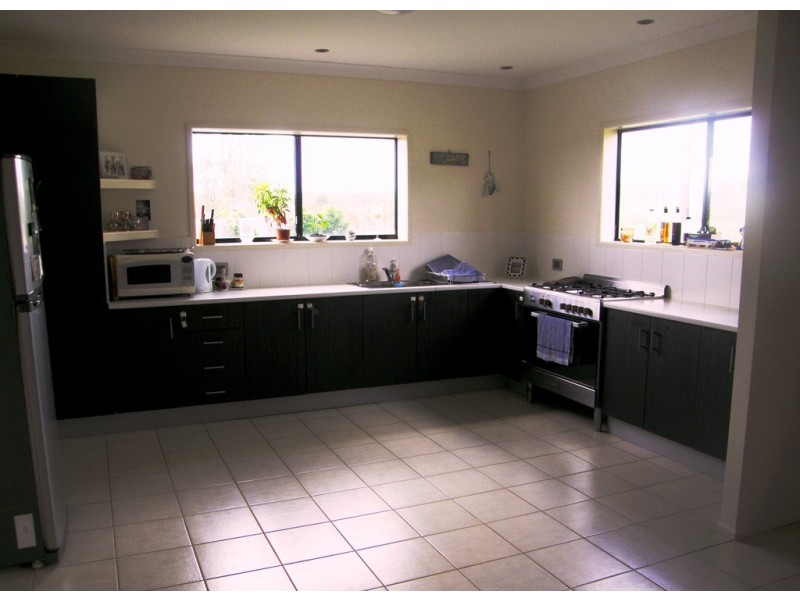 1586 Kelsey Creek Road, Kelsey Creek QLD 4800