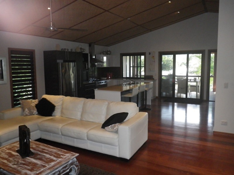 Lot 7 No.20 Wills Court, Cannonvale QLD 4802