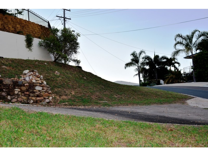 16 Cowry Crescent, Dingo Beach QLD 4800