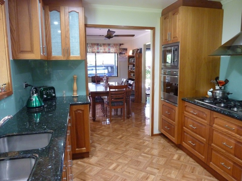 136 Conway Road, Preston QLD 4800