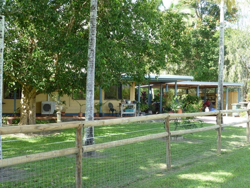 136 Conway Road, Preston QLD 4800