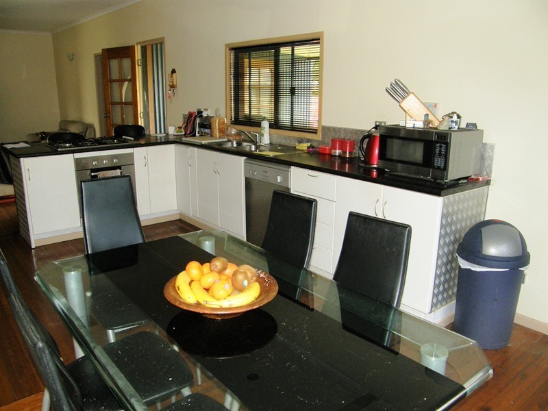 37 Fuljames St, Proserpine QLD 4800