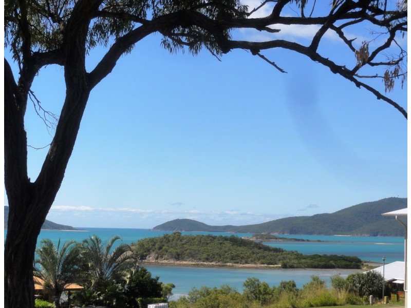 12 Olden Court, Hideaway Bay QLD 4800