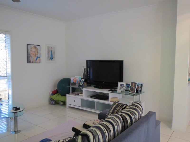 8 Sunset Drive, Jubilee Pocket QLD 4802