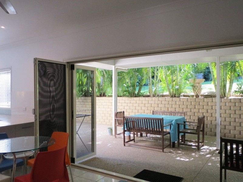 8 Sunset Drive, Jubilee Pocket QLD 4802