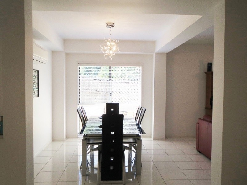 8 Sunset Drive, Jubilee Pocket QLD 4802