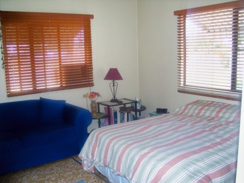 86 Dalrymple St, Bowen QLD 4805