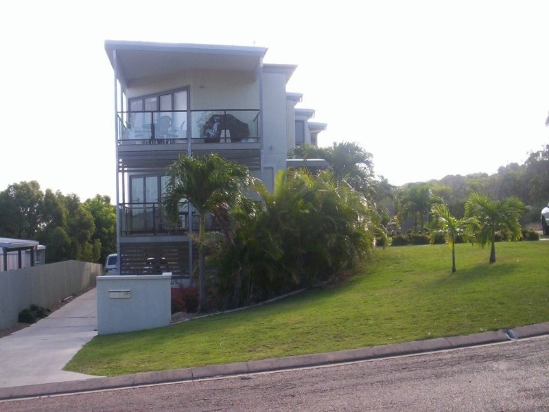 2 Lotus Lane, Bowen QLD 4805