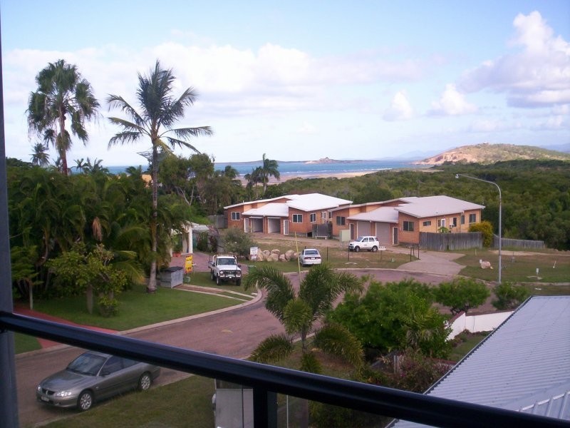 2 Lotus Lane, Bowen QLD 4805