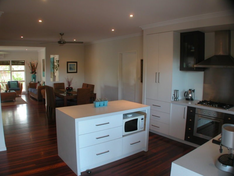 10 Tollington Rd, Bowen QLD 4805