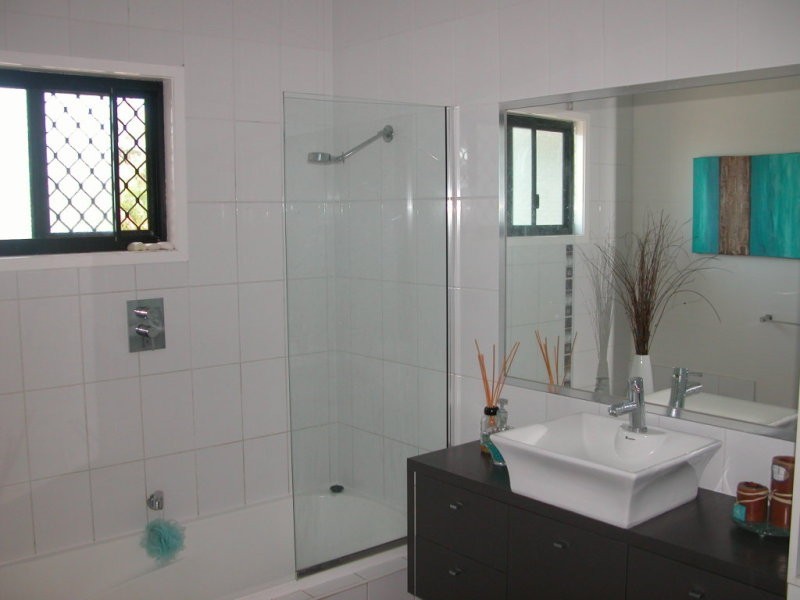 10 Tollington Rd, Bowen QLD 4805