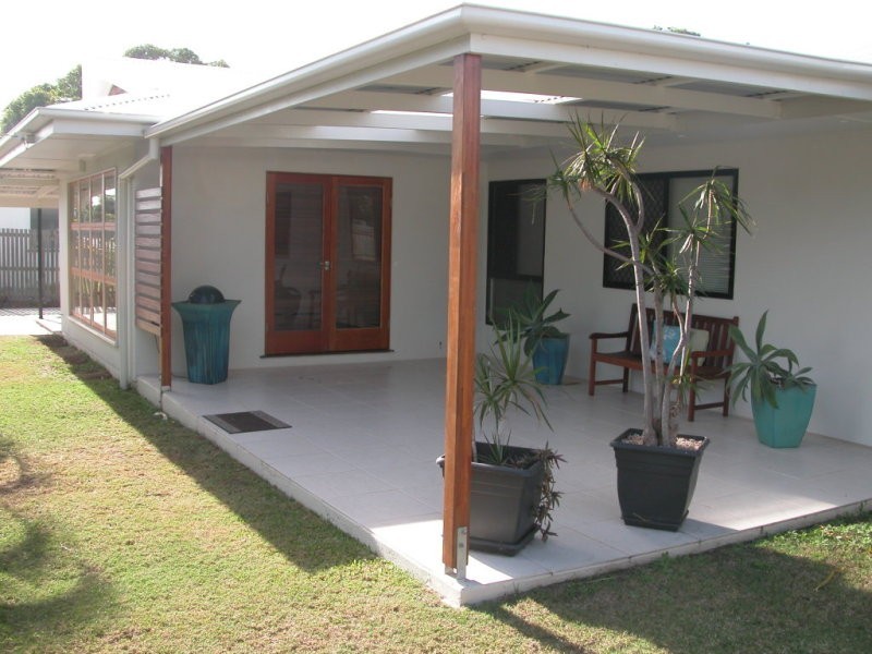 10 Tollington Rd, Bowen QLD 4805