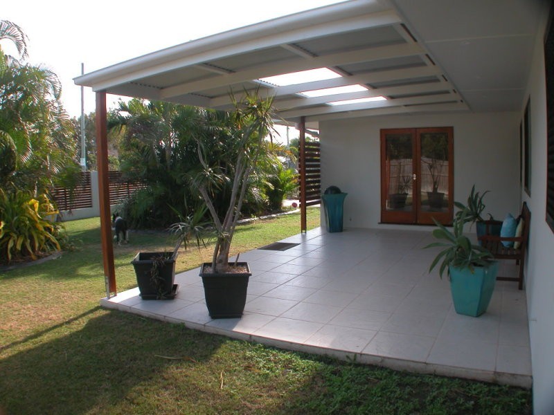 10 Tollington Rd, Bowen QLD 4805